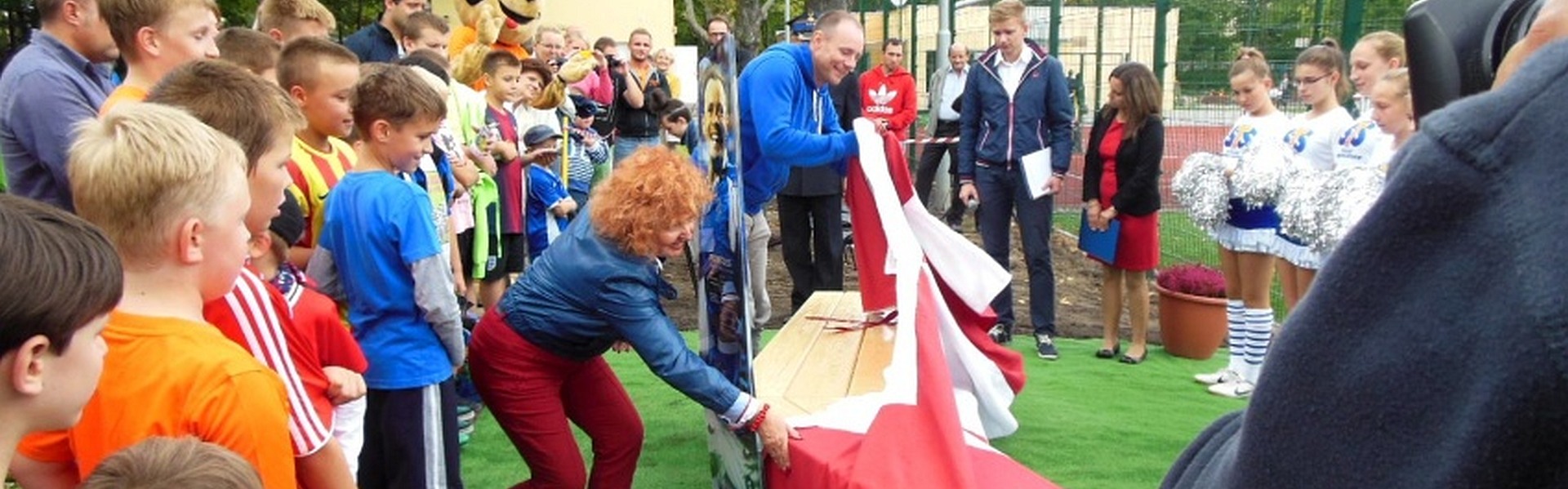 odsłonięcie ławeczki Piotra Reissa